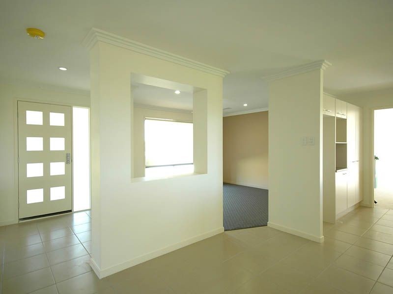 202 Ripley Road, Flinders View QLD 4305