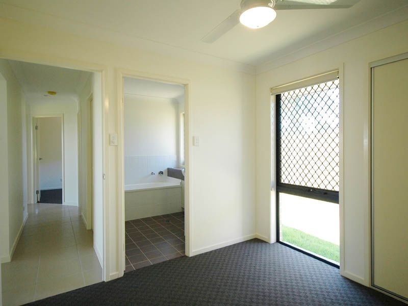 202 Ripley Road, Flinders View QLD 4305