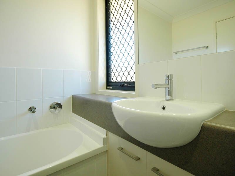 202 Ripley Road, Flinders View QLD 4305