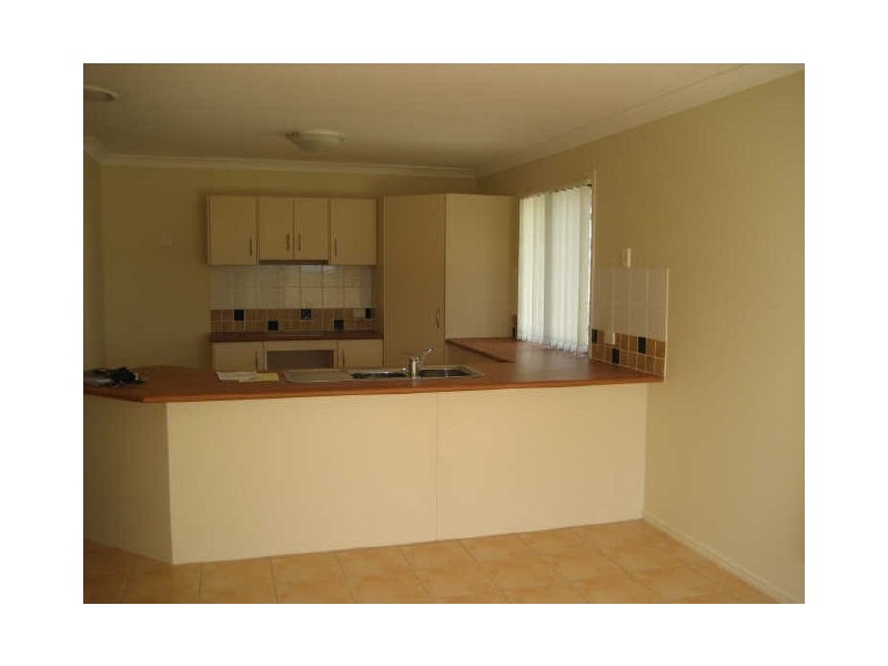 14 Isabella Street, Collingwood Park QLD 4301