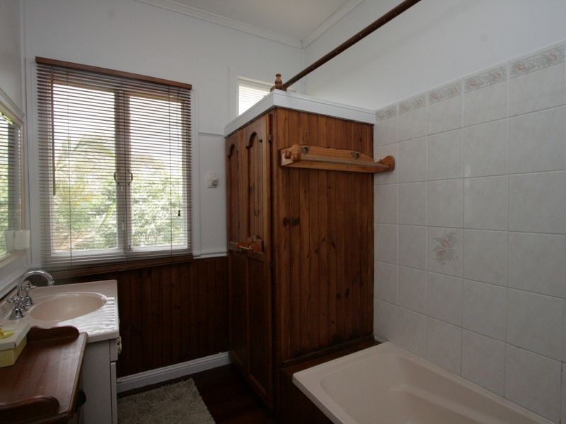 35a Siemons Street ONE MILE, Ipswich QLD 4305