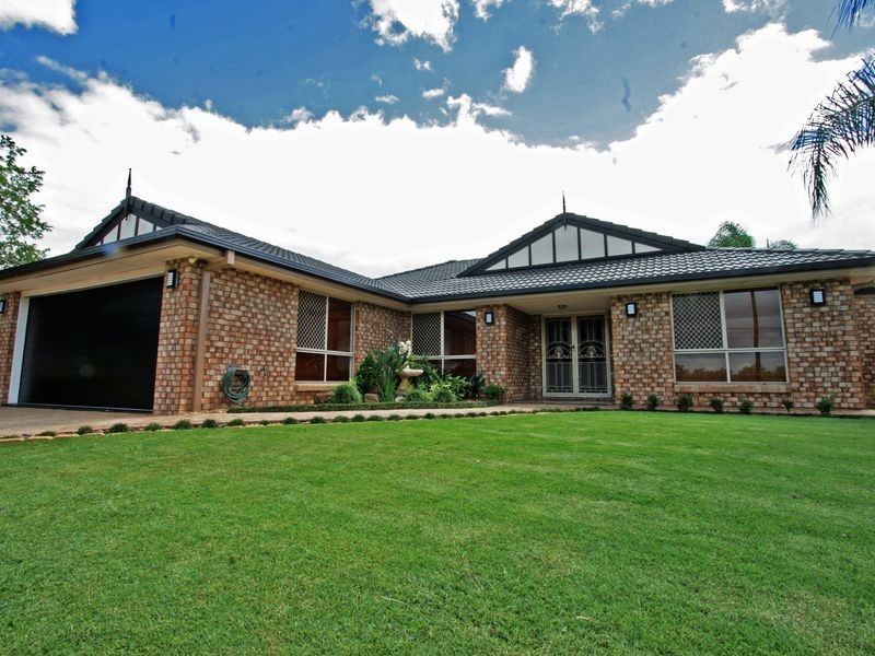 232 Edwards Street, Raceview QLD 4305