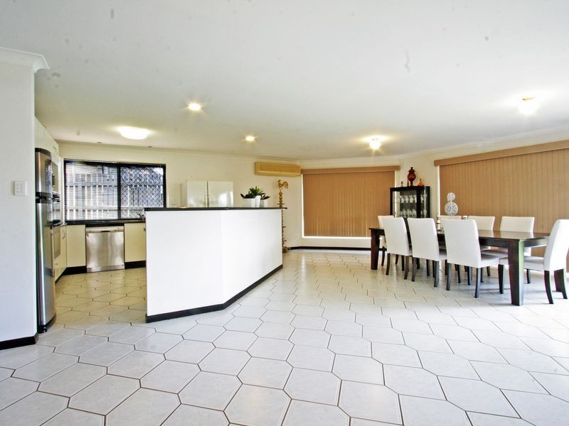 232 Edwards Street, Raceview QLD 4305
