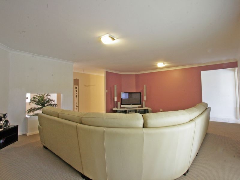 232 Edwards Street, Raceview QLD 4305