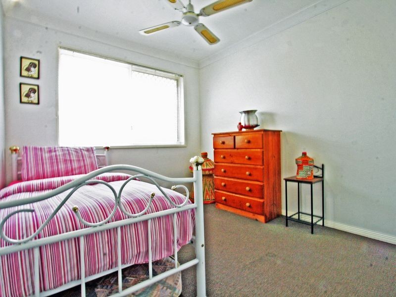 232 Edwards Street, Raceview QLD 4305