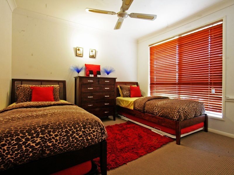 232 Edwards Street, Raceview QLD 4305
