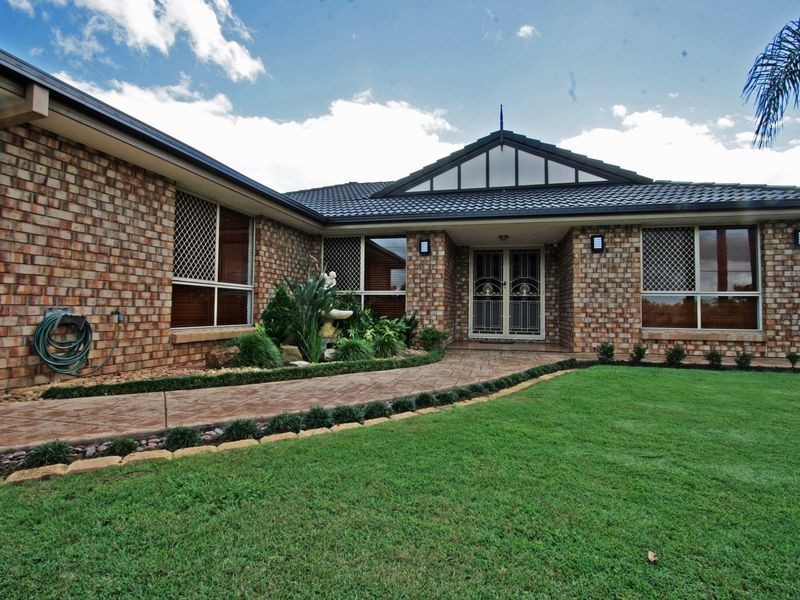 232 Edwards Street, Raceview QLD 4305