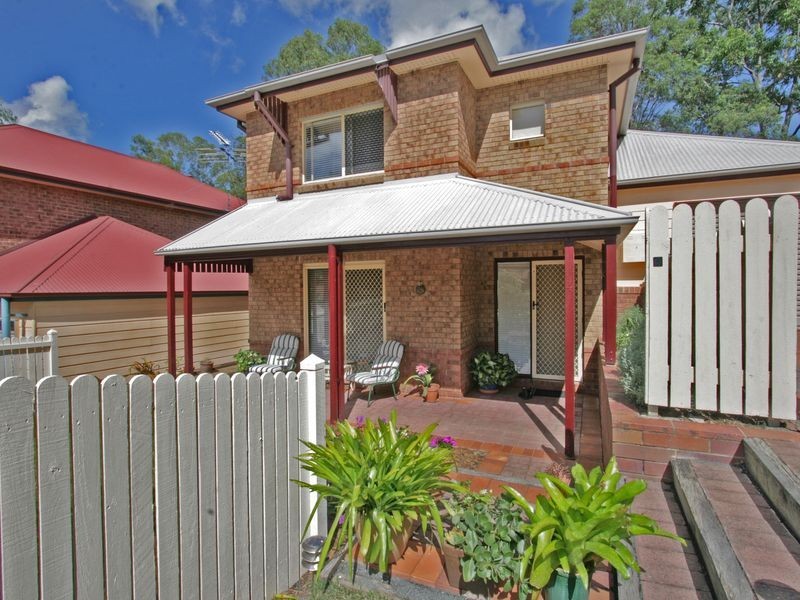 Unit 4/13 John Staines Crescent, North Ipswich QLD 4305