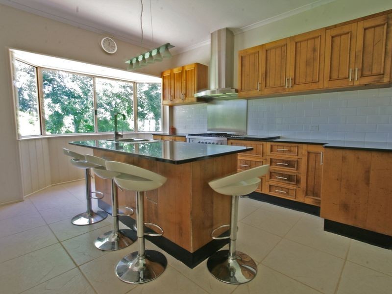 22 Islandview Street, Barellan Point QLD 4306