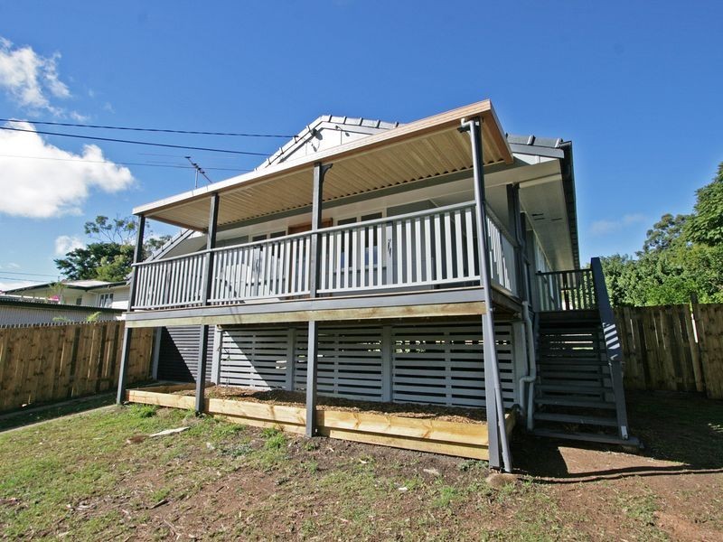20 Flinders Drive, Leichhardt QLD 4305
