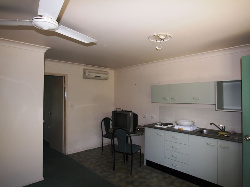 27 & 28/1 Wellington Street, Brassall QLD 4305