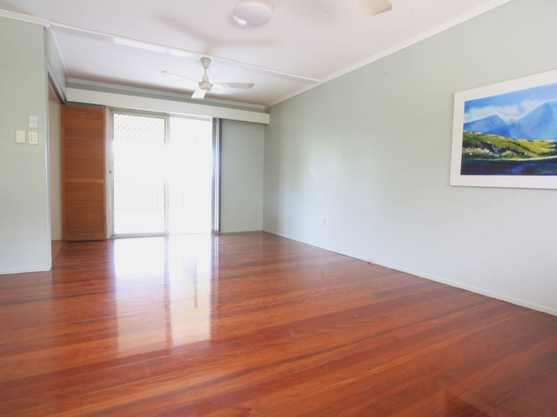 61 Quarry Street, Ipswich QLD 4305