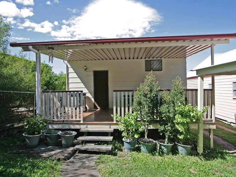 32 MacGregor Street Woodend, Ipswich QLD 4305