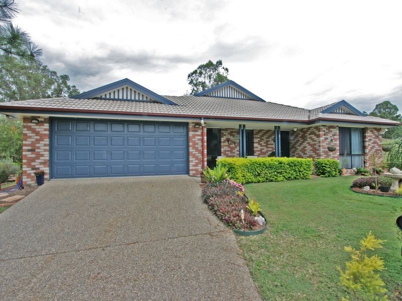 2 Bayley Road, Pine Mountain QLD 4306