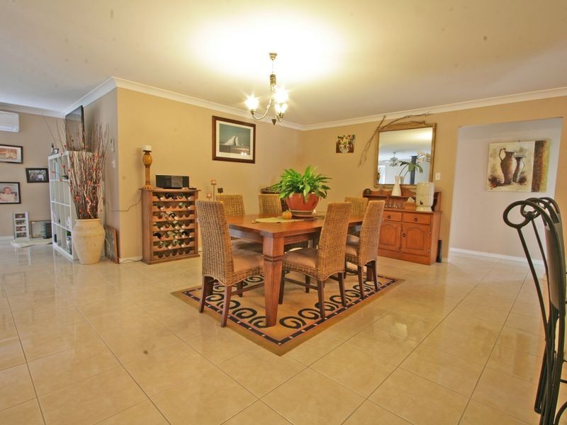 2 Bayley Road, Pine Mountain QLD 4306