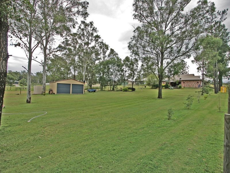 2 Bayley Road, Pine Mountain QLD 4306