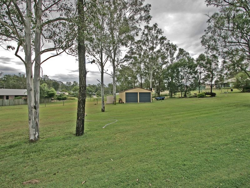 2 Bayley Road, Pine Mountain QLD 4306