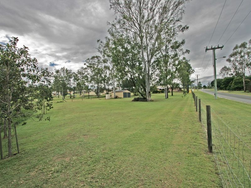 2 Bayley Road, Pine Mountain QLD 4306