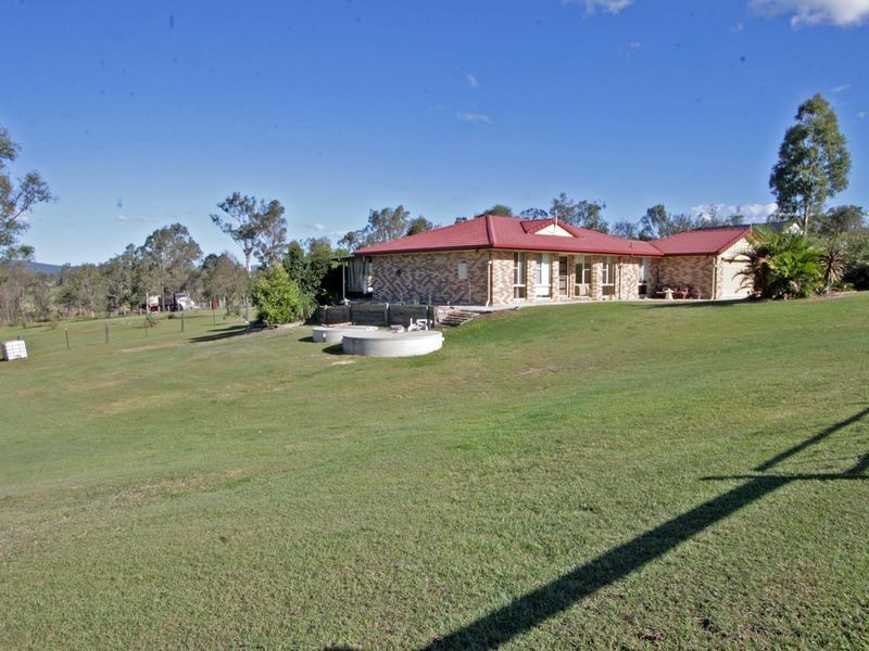 62 Hannant Road, Kensington Grove QLD 4341