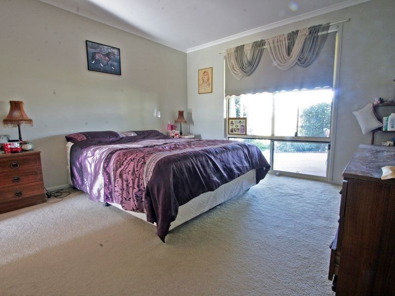 62 Hannant Road, Kensington Grove QLD 4341