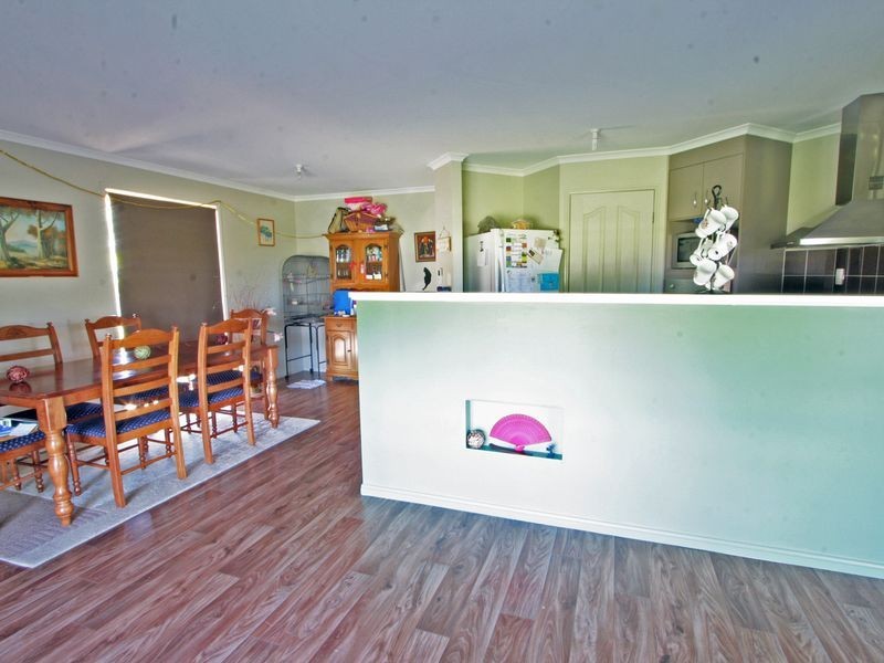 62 Hannant Road, Kensington Grove QLD 4341