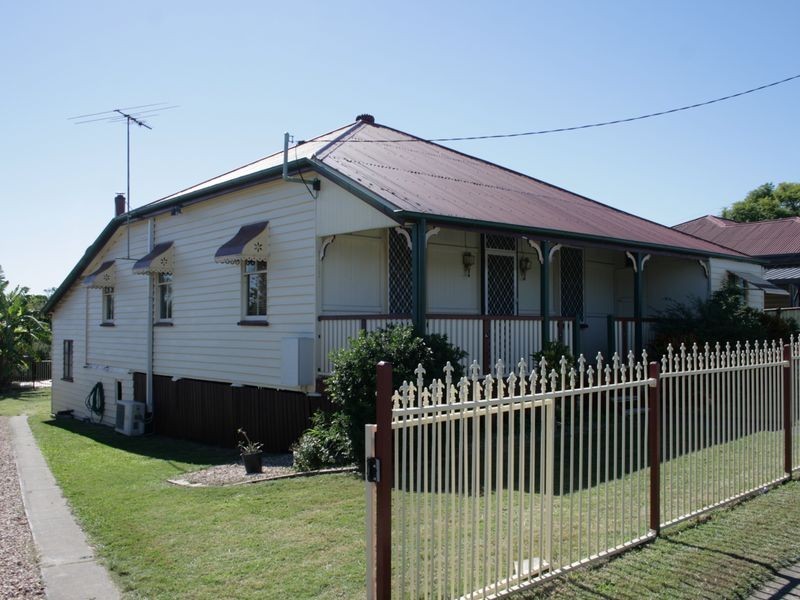 30 Wattle Street, North Booval QLD 4304