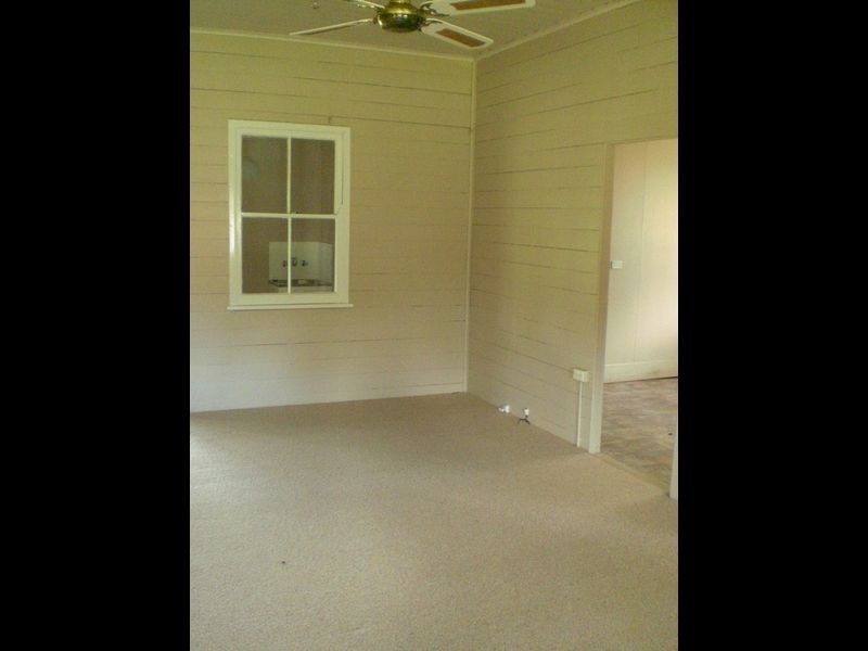 27 Marian Street, Booval QLD 4304