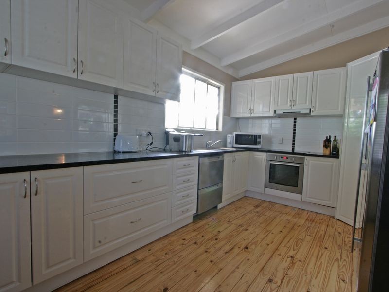 49 Luckie Crescent, Tivoli QLD 4305