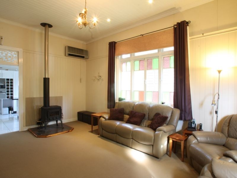 7 Norman Street, East Ipswich QLD 4305