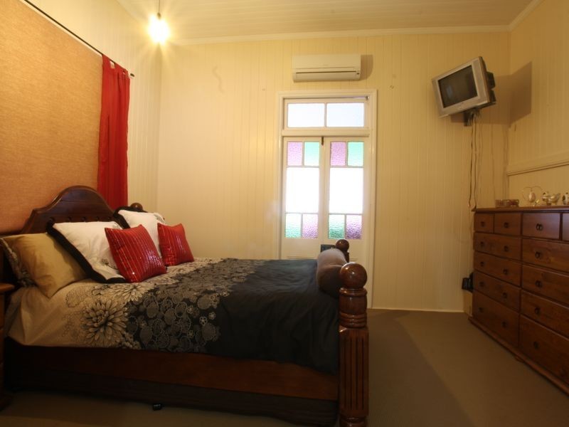 7 Norman Street, East Ipswich QLD 4305
