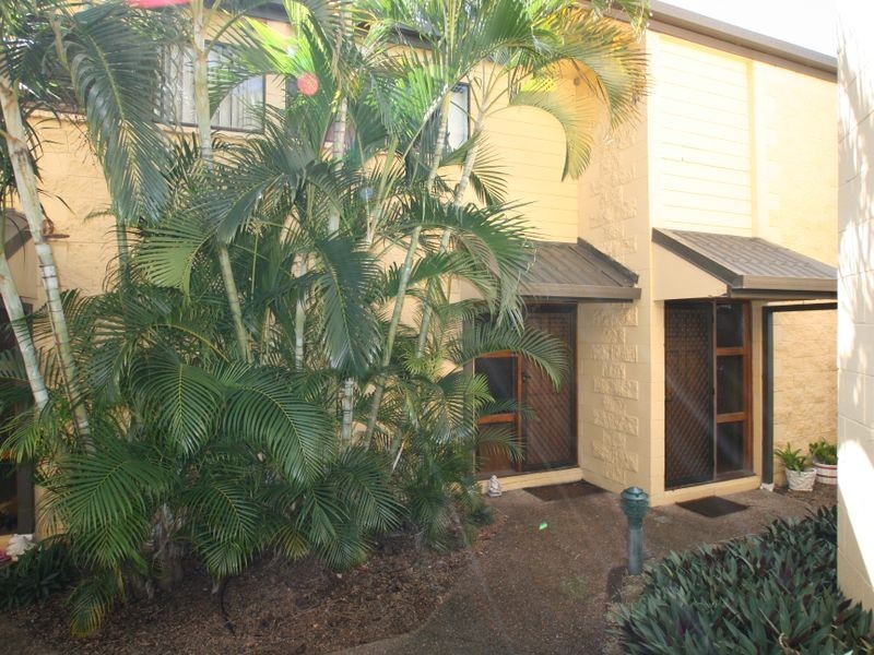 3/60 Railway Street, Booval QLD 4304