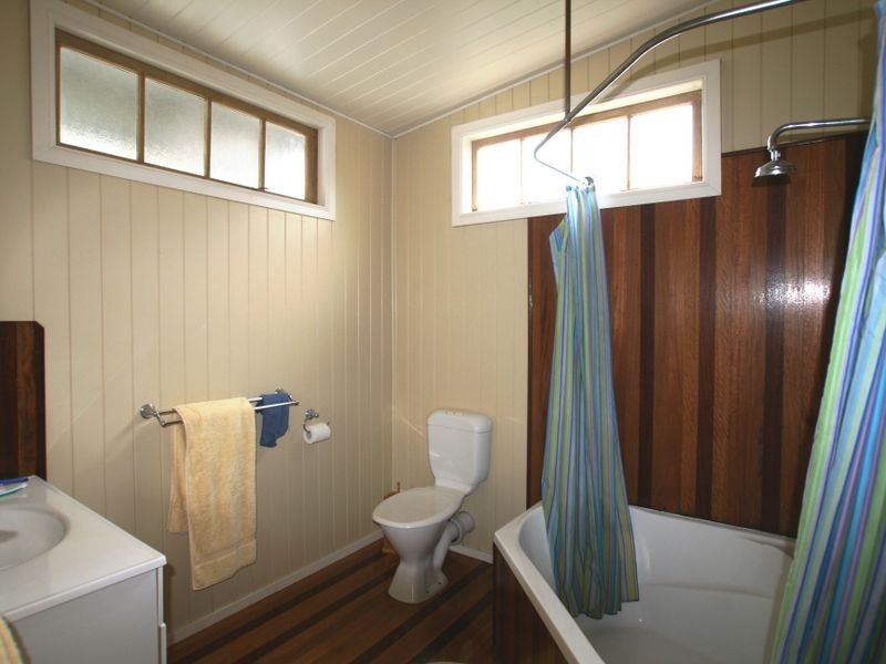 78 Warwick Road, Ipswich QLD 4305