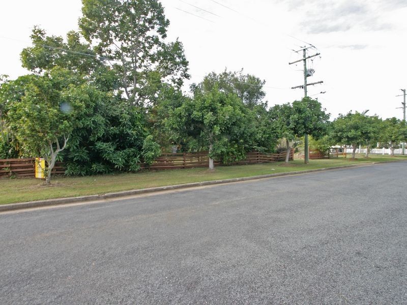 23 Woodford Street, One Mile QLD 4305