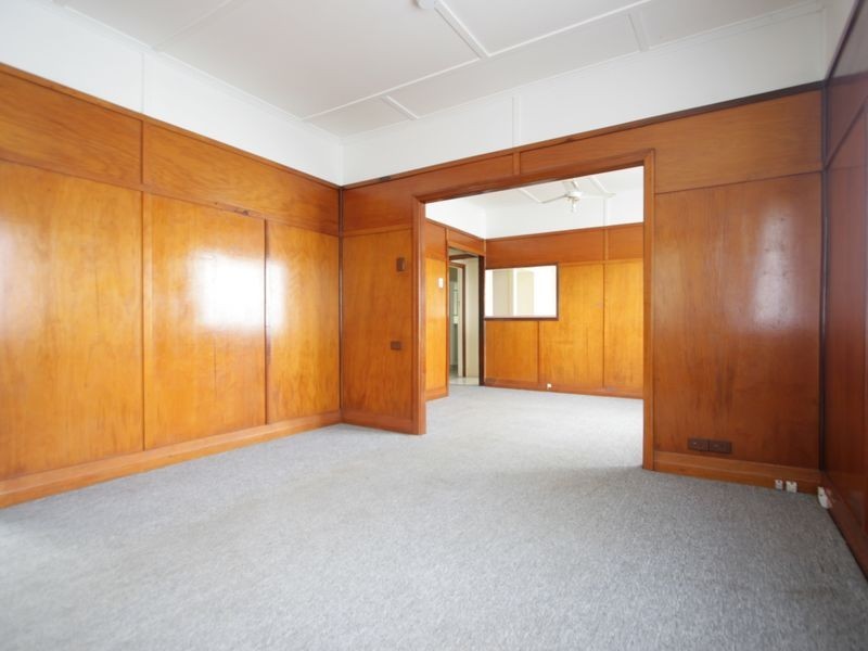 33 River Road, Dinmore QLD 4303