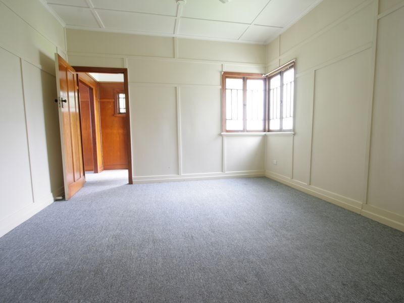 33 River Road, Dinmore QLD 4303