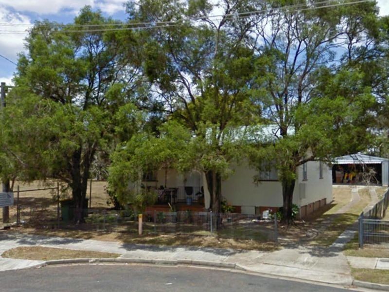 19 Earl Street, Dinmore QLD 4303