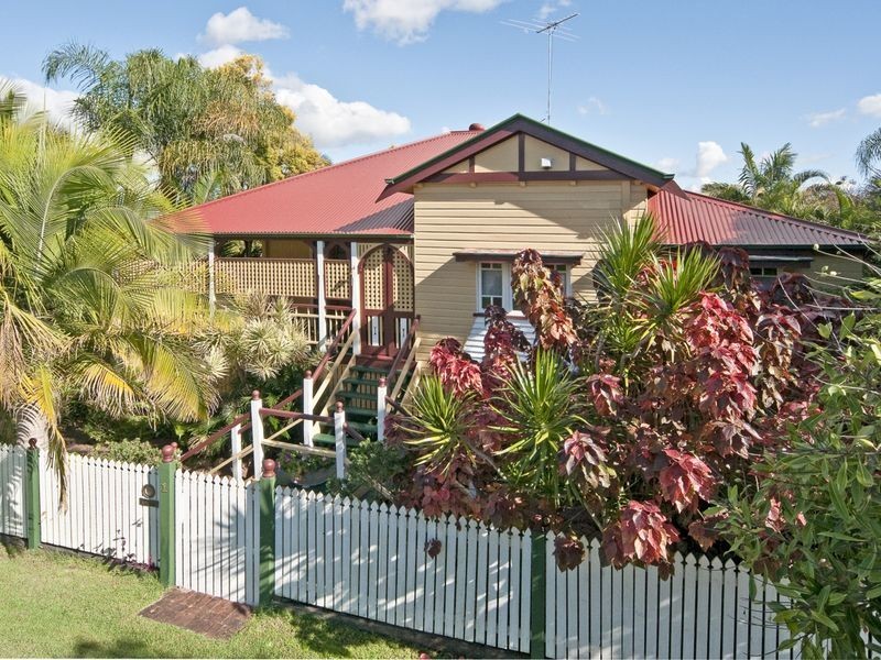 1 Briggs Road, Ipswich QLD 4305