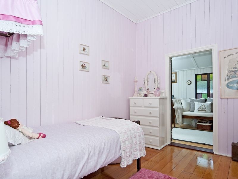1 Briggs Road, Ipswich QLD 4305