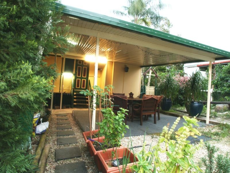 61 Queen Street, Blackstone QLD 4304