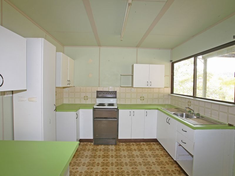 14 Acacia Street, Lowood QLD 4311