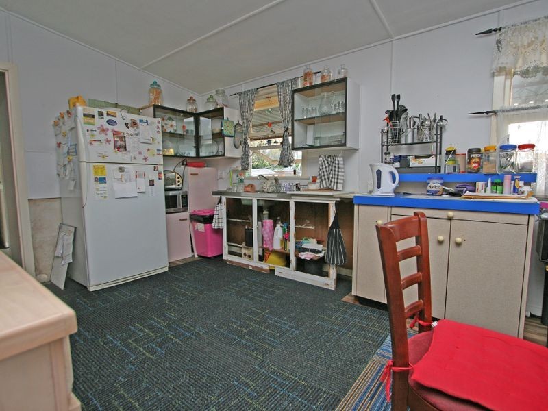 11 Tarcoola Street, East Ipswich QLD 4305