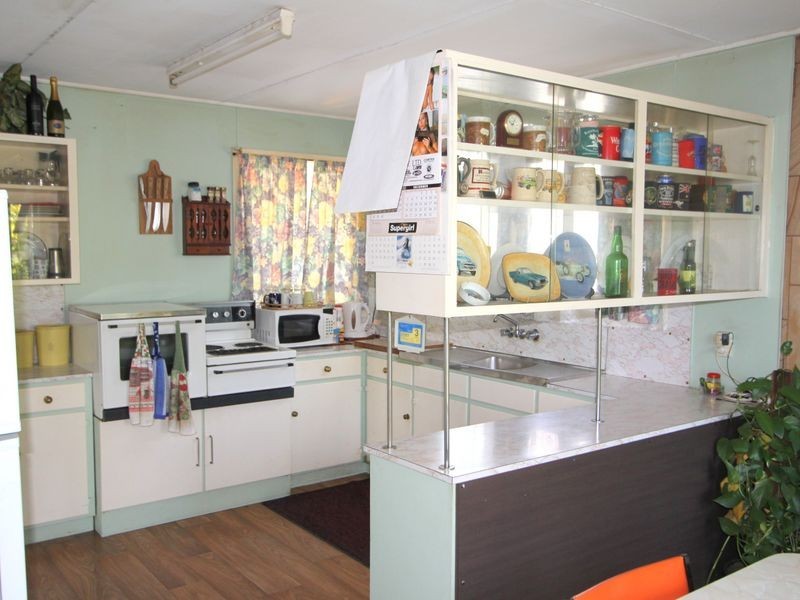 2 Dinmore Street, Dinmore QLD 4303