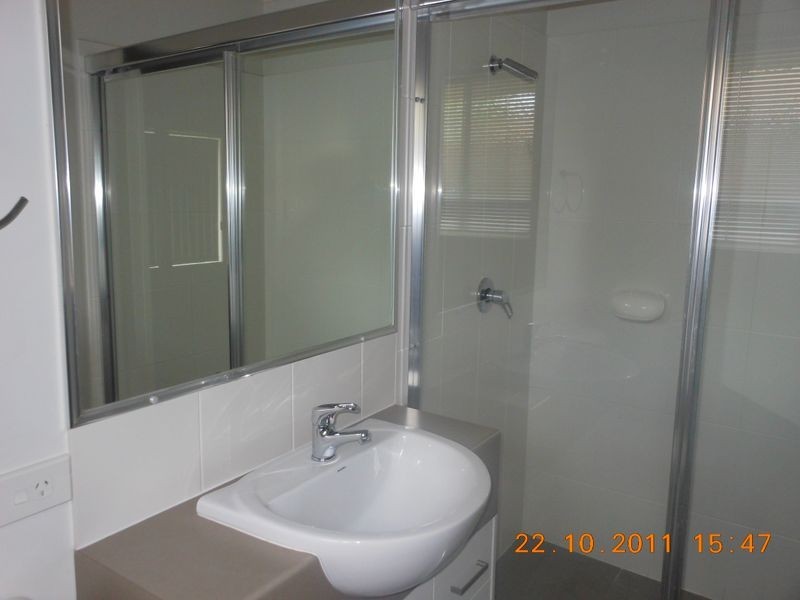 8 Westminster Crescent, Raceview QLD 4305