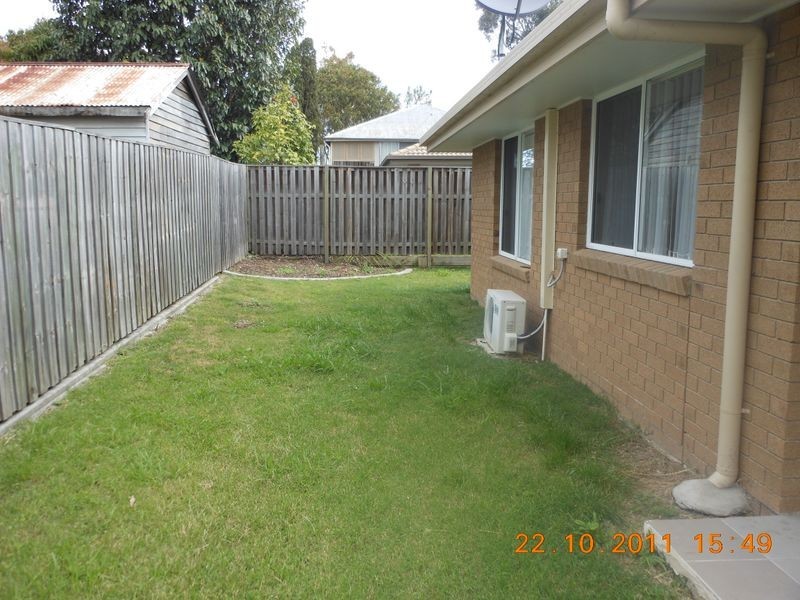 8 Westminster Crescent, Raceview QLD 4305