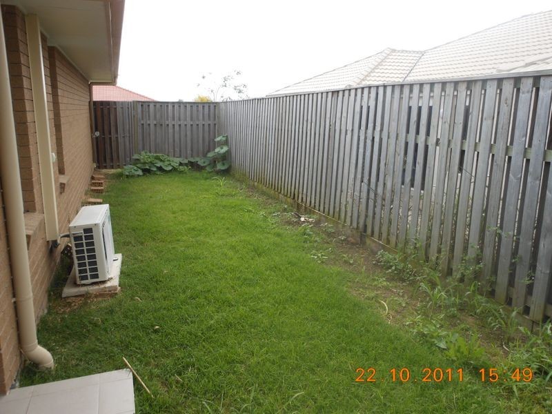 8 Westminster Crescent, Raceview QLD 4305