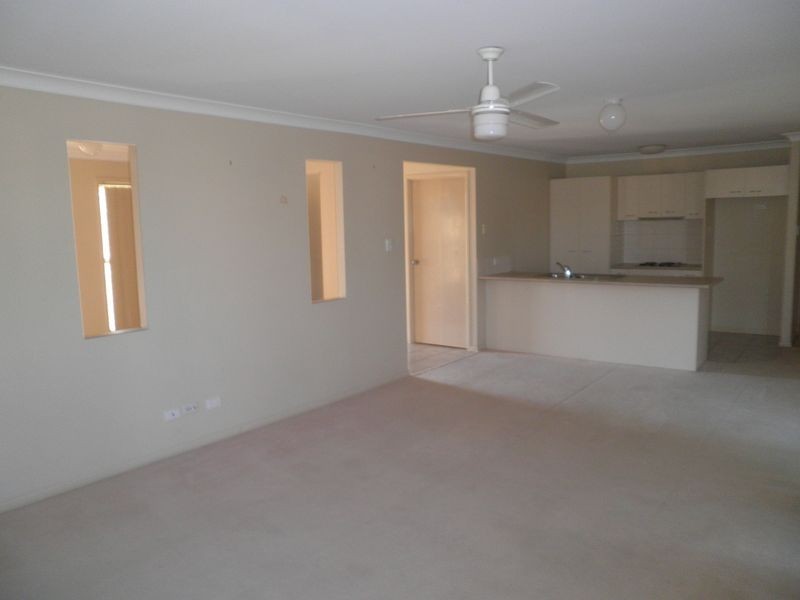 7 Hilldean Drive, Raceview QLD 4305