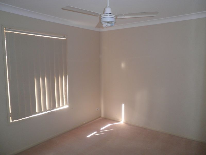 7 Hilldean Drive, Raceview QLD 4305
