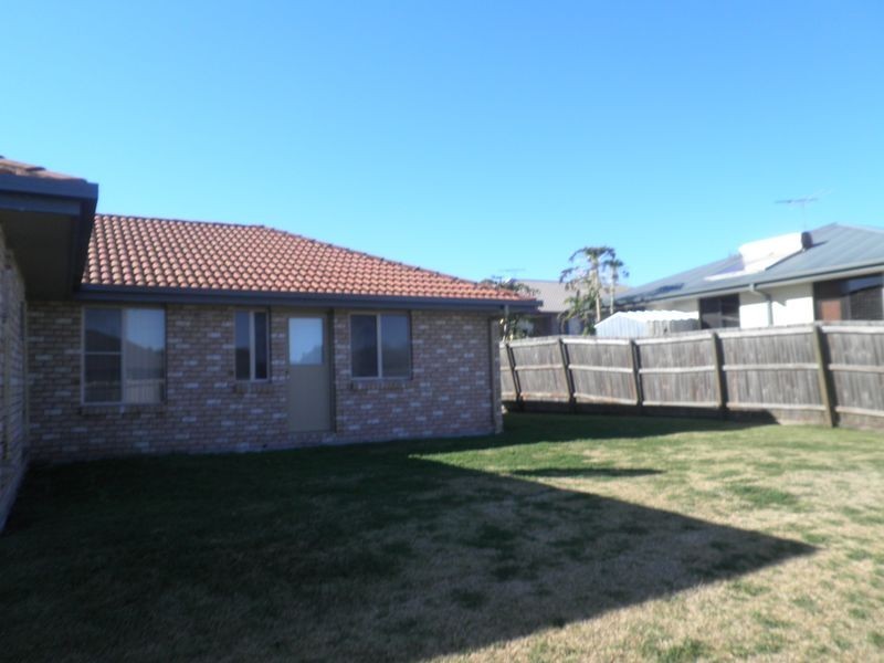 7 Hilldean Drive, Raceview QLD 4305