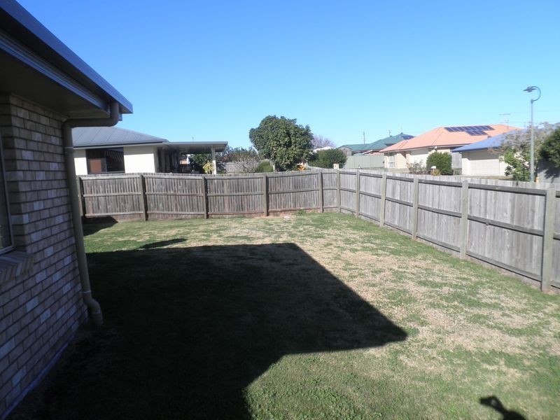 7 Hilldean Drive, Raceview QLD 4305