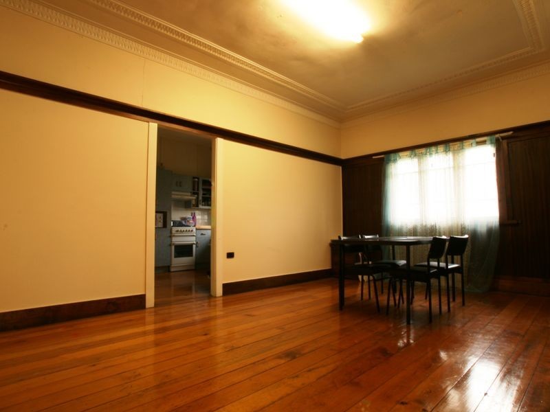 12 Thorn Street, Ipswich QLD 4305